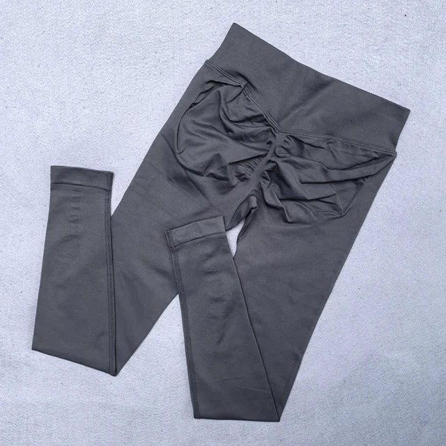 Low-Ribbed Seamless Leggings